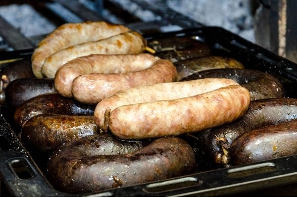 How long to cook different types of  brats in oven